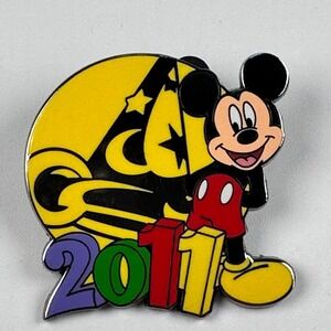 Mickey Mouse Sorcerer Disney Pin 2011 Colorful Enamel Metal Pin Trading WDW